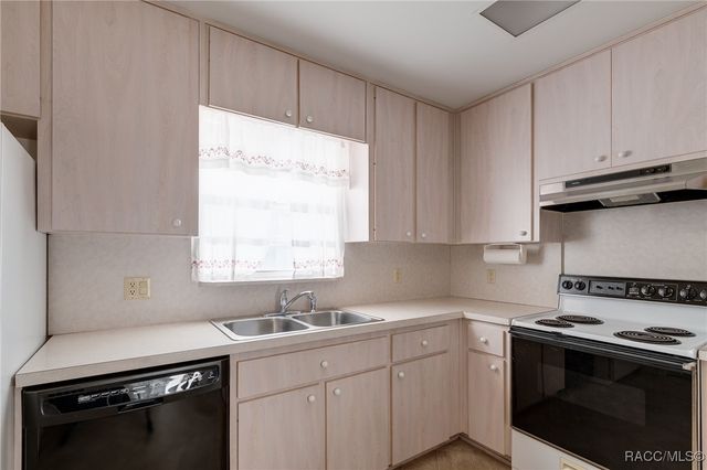 11690 W Timberlane Drive, Homosassa, FL 34448