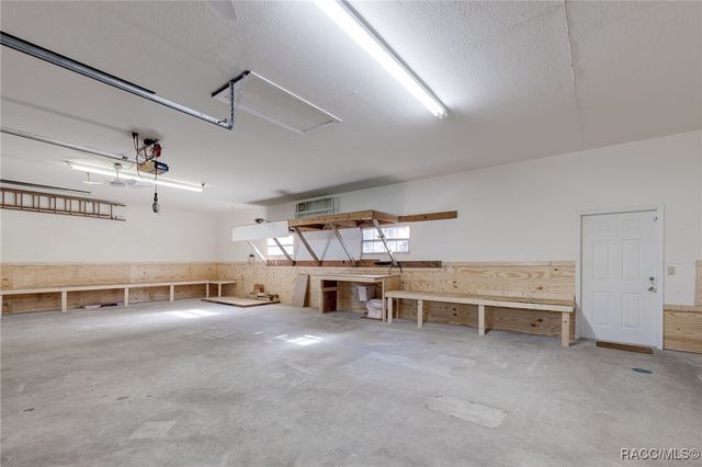 11690 W Timberlane Drive, Homosassa, FL 34448