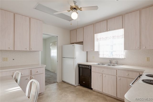 11690 W Timberlane Drive, Homosassa, FL 34448