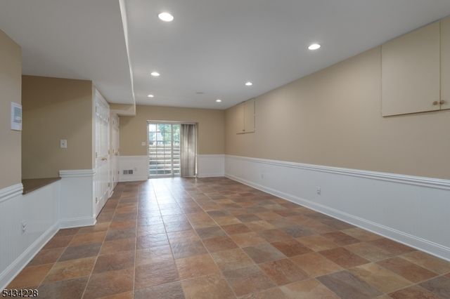 7 Silver Maple Ct, Montgomery Twp., NJ 08502