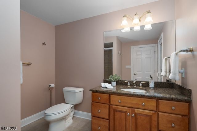 7 Silver Maple Ct, Montgomery Twp., NJ 08502
