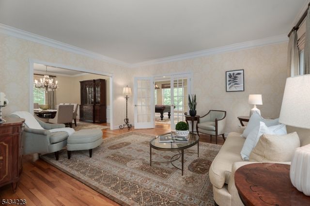 7 Silver Maple Ct, Montgomery Twp., NJ 08502