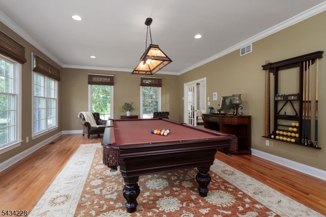 7 Silver Maple Ct, Montgomery Twp., NJ 08502