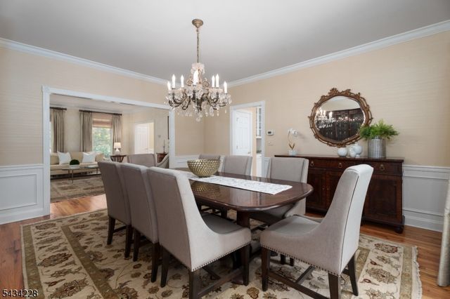 7 Silver Maple Ct, Montgomery Twp., NJ 08502