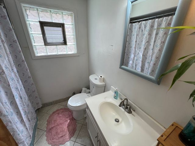 2050 W 52nd Street, Chicago, IL 60609