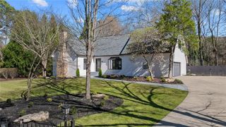 4562 Columns Drive SE, Marietta, GA 30067