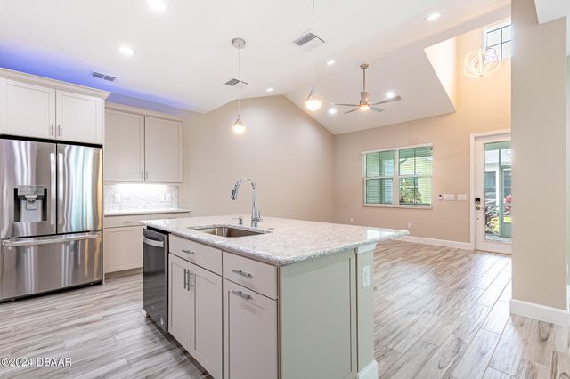 212 Gypsy Palace Lane, Daytona Beach, FL 32124