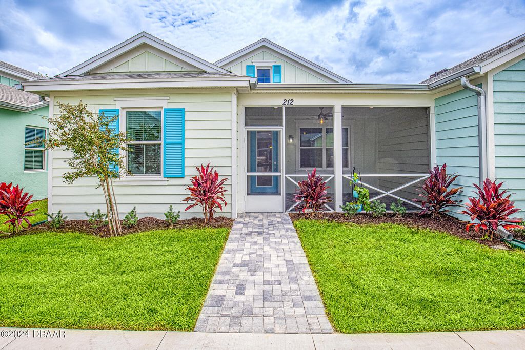 212 Gypsy Palace Lane, Daytona Beach, FL 32124