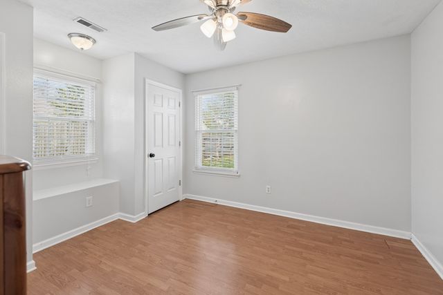 503 Cedar Brook Dr, White House, TN 37188