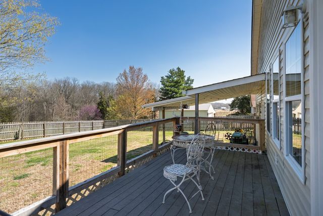 503 Cedar Brook Dr, White House, TN 37188