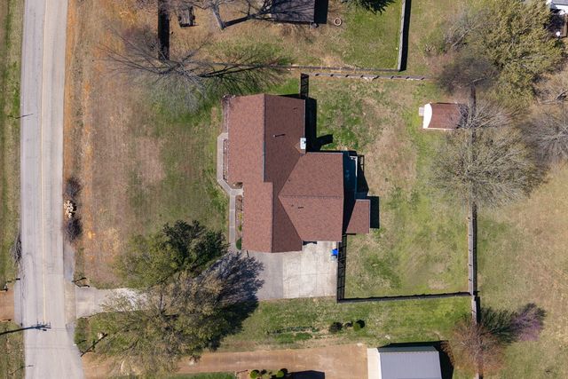 503 Cedar Brook Dr, White House, TN 37188