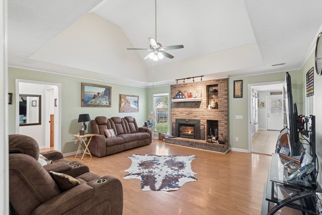 503 Cedar Brook Dr, White House, TN 37188