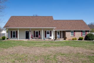 503 Cedar Brook Dr, White House, TN 37188