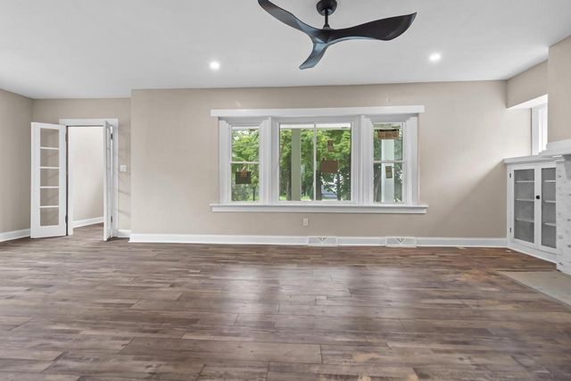 11507 W Church STREET, Franklin, WI 53132