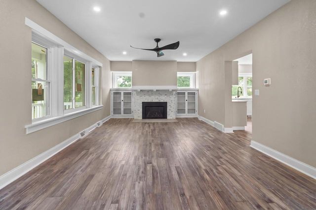 11507 W Church STREET, Franklin, WI 53132