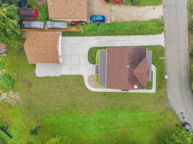 11507 W Church STREET, Franklin, WI 53132