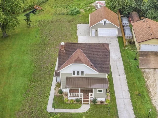 11507 W Church STREET, Franklin, WI 53132