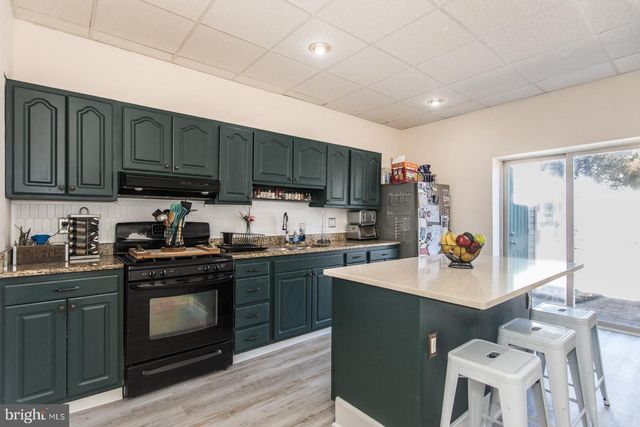 2711 E CAMBRIA ST, Philadelphia, PA 19134