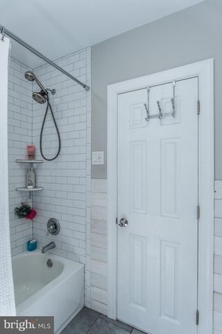 2711 E CAMBRIA ST, Philadelphia, PA 19134