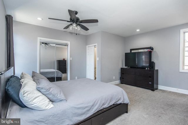 2711 E CAMBRIA ST, Philadelphia, PA 19134