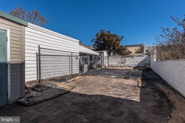 2711 E CAMBRIA ST, Philadelphia, PA 19134