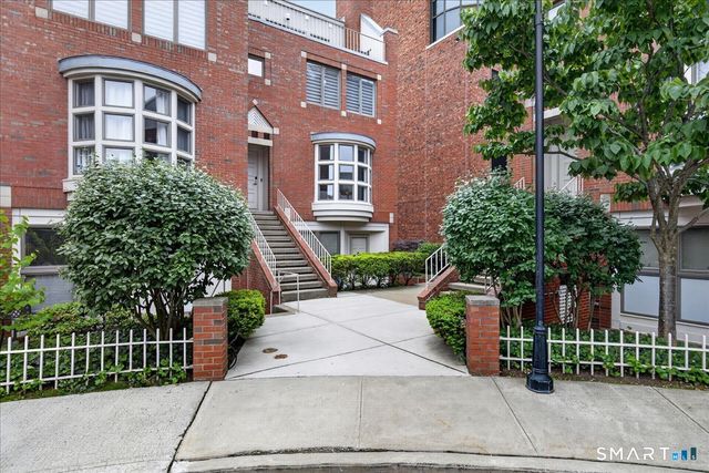 44 Temple Court 44, New Haven, CT 06510