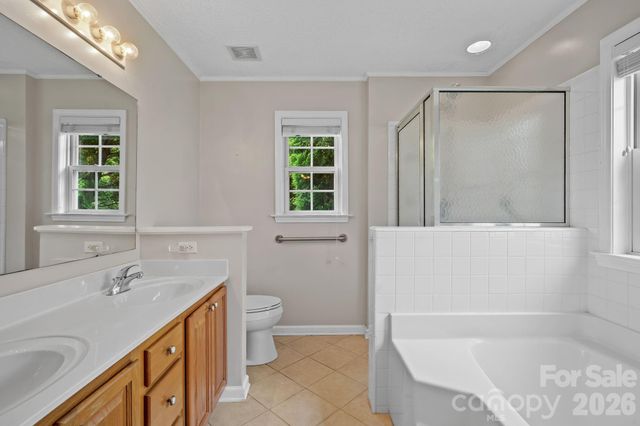 200 Planters Creek Road, Fletcher, NC 28732