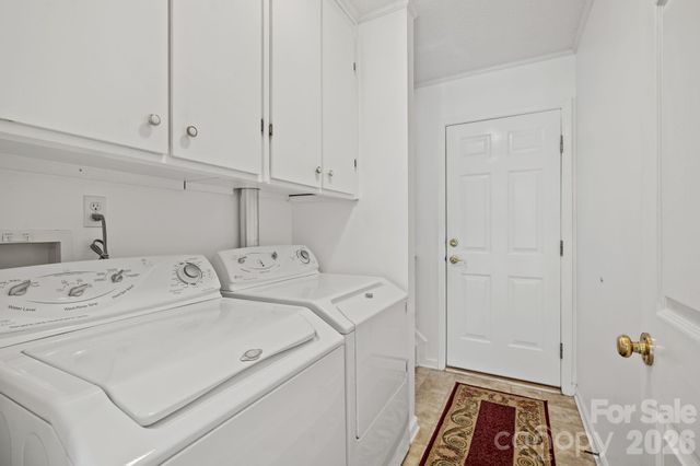 200 Planters Creek Road, Fletcher, NC 28732