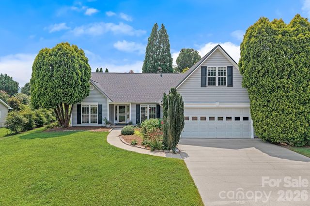 200 Planters Creek Road, Fletcher, NC 28732