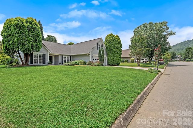 200 Planters Creek Road, Fletcher, NC 28732