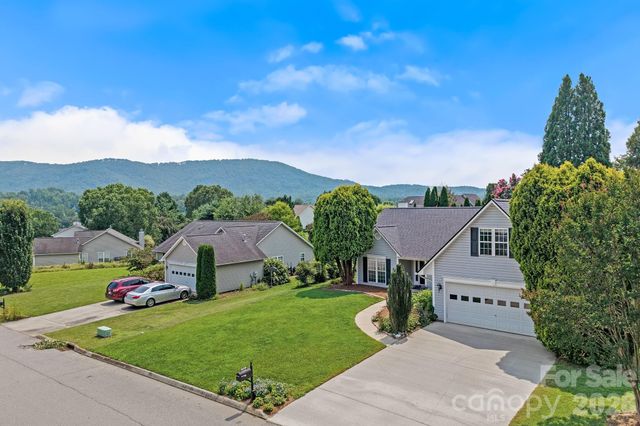 200 Planters Creek Road, Fletcher, NC 28732