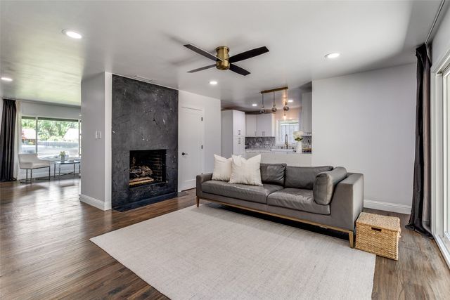 7127 E Mockingbird Lane, Dallas, TX 75214