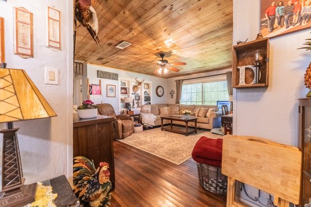 502 Davis Street S, Sulphur Springs, TX 75482