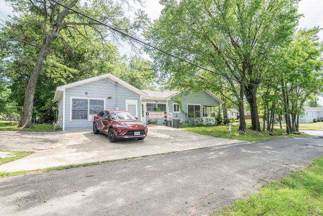 502 Davis Street S, Sulphur Springs, TX 75482