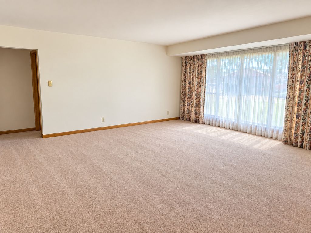 174 Linden Lane, Chicago Heights, IL 60411 — photo 4