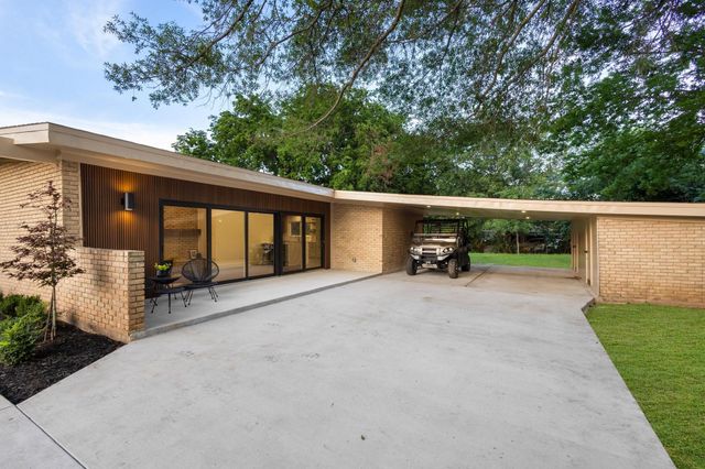 56 Alta Vista Street, Denison, TX 75020