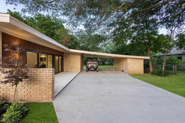 56 Alta Vista Street, Denison, TX 75020