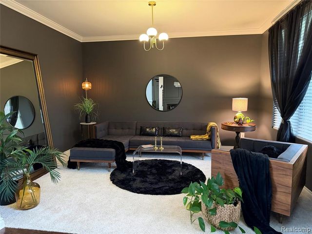 2210 Findley Circle, Lake Orion, MI 48360
