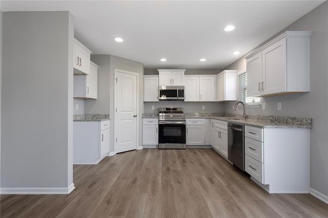 710 Blazing Star Drive, Raymore, MO 64083