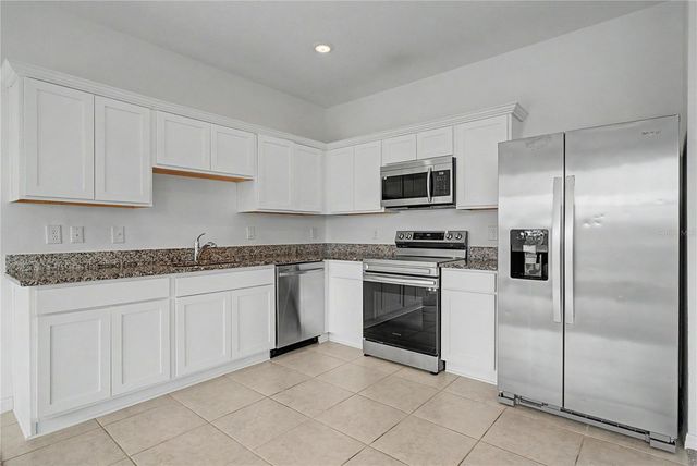 221 MANDOVI STREET, Davenport, FL 33837