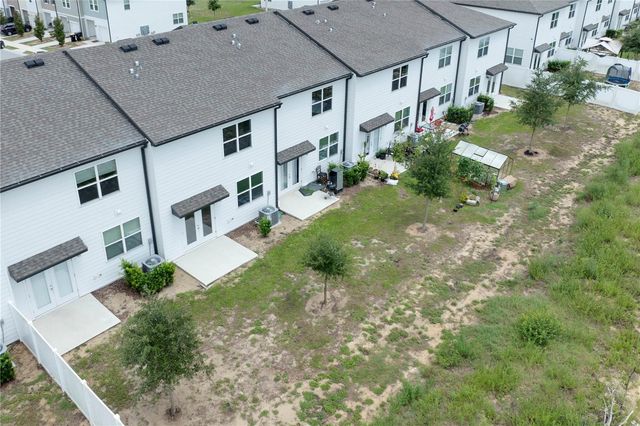 221 MANDOVI STREET, Davenport, FL 33837