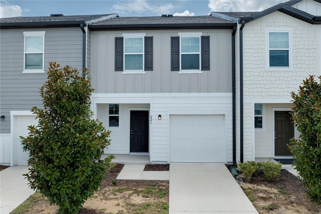 221 MANDOVI STREET, Davenport, FL 33837