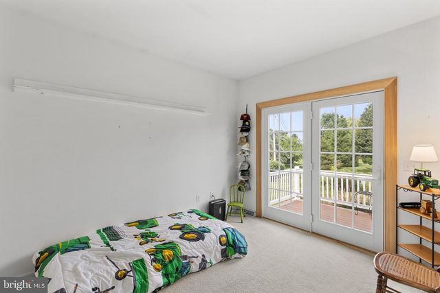 424 HAYMARKET LN, Lititz, PA 17543
