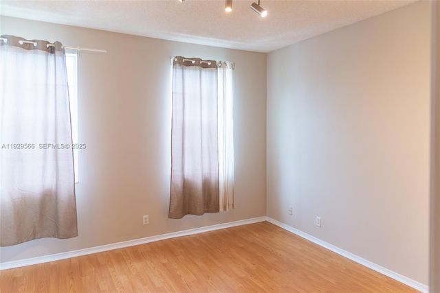 16749 Hemingway Dr, Weston, FL 33326