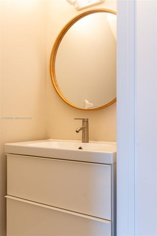 16749 Hemingway Dr, Weston, FL 33326