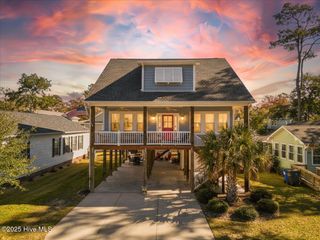 334 NE 47th Street, Oak Island, NC 28465