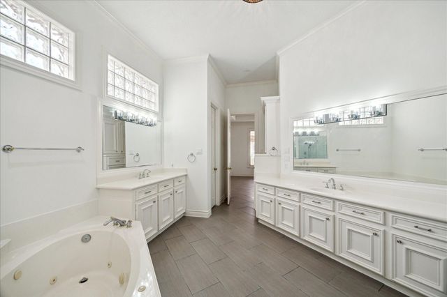 4111 Thistle Hill Court, Sugar Land, TX 77479