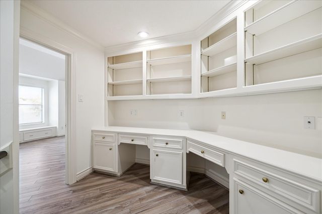 4111 Thistle Hill Court, Sugar Land, TX 77479