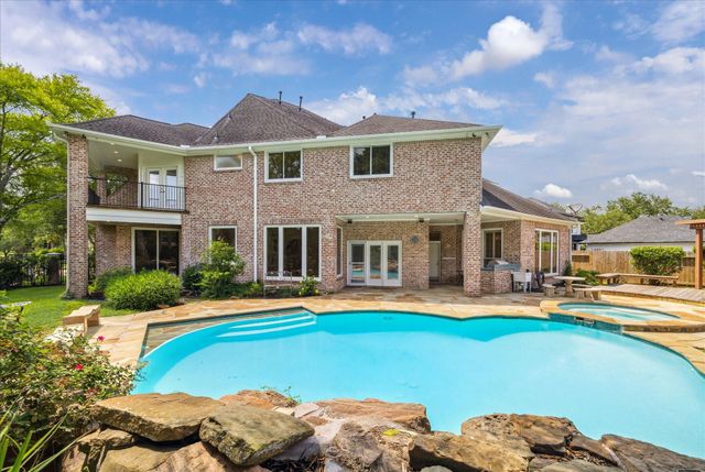 4111 Thistle Hill Court, Sugar Land, TX 77479