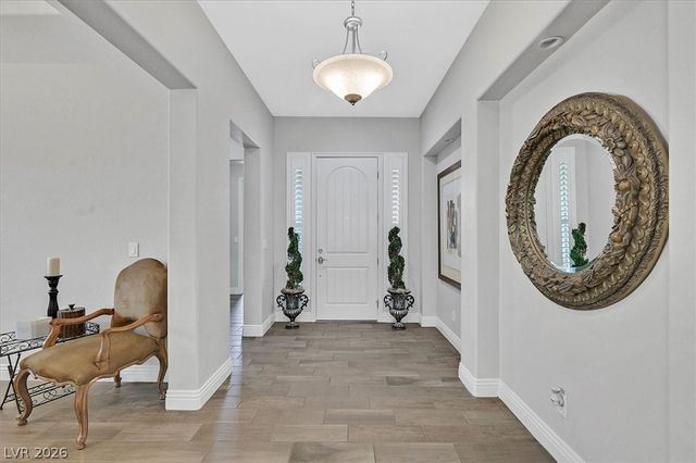 9812 Guiding Light Avenue, Las Vegas, NV 89149